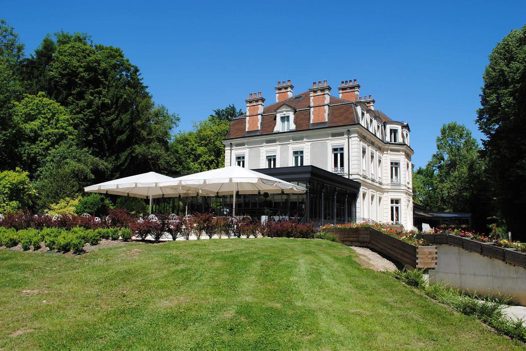 Chateau De La Dame Blanche - Logis Geneuille Экстерьер фото